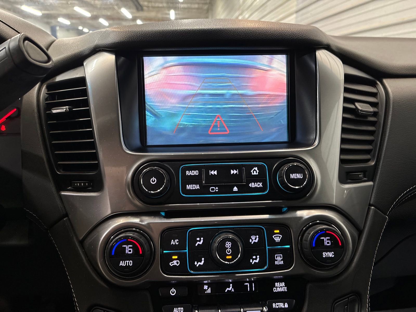 Used 2020 Chevrolet Tahoe LT image 19