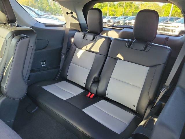 Used 2023 Ford Explorer XLT w/ Equipment Group 202A image 11