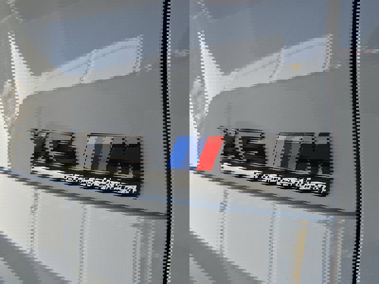 Used 2026 BMW X5 M Competition w/ Executive Package image 32