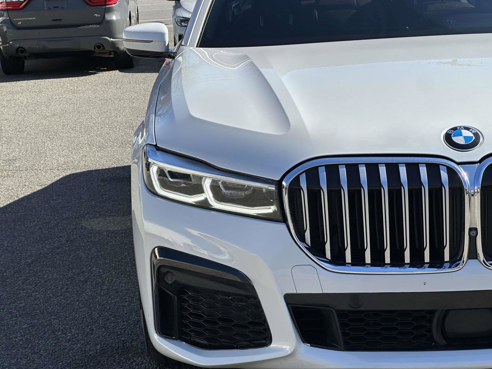 Used 2020 BMW 750i xDrive w/ M Sport Package AWD/4WD image 9