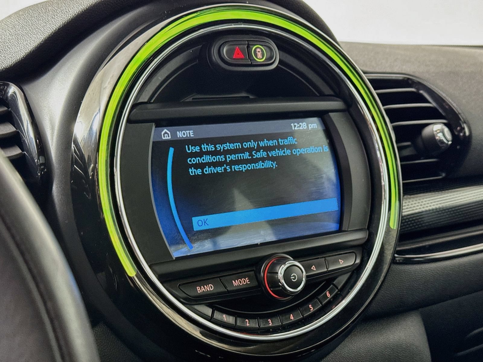 Used 2019 MINI Cooper Clubman ALL4 AWD/4WD image 11