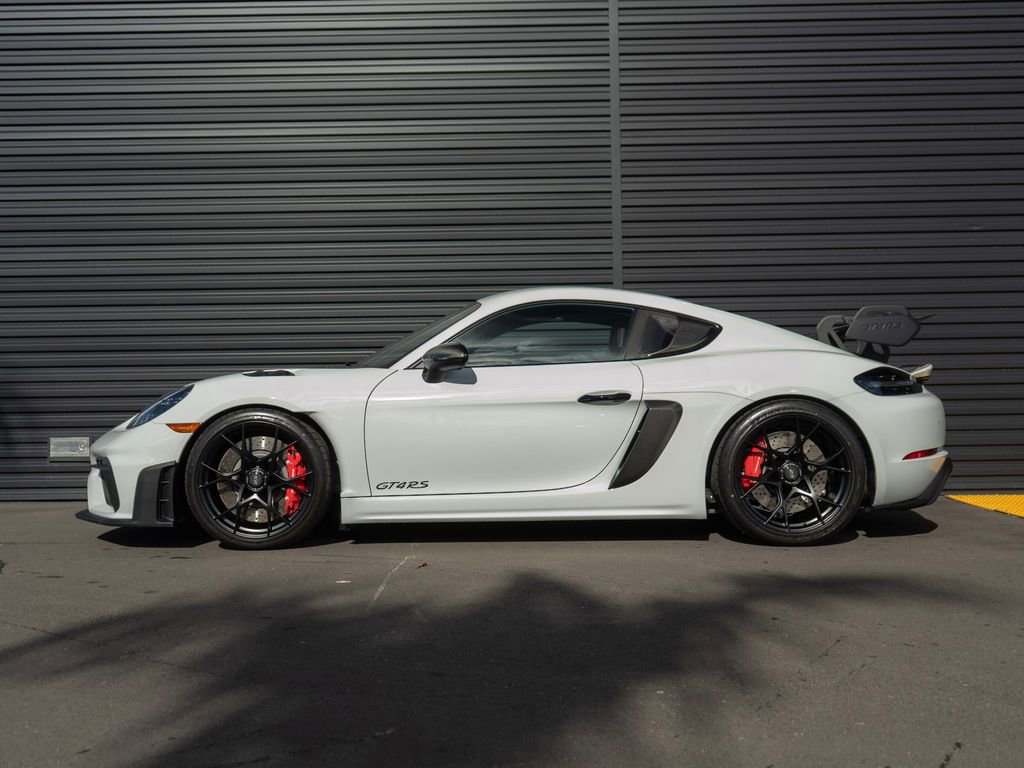 Used 2025 Porsche 718 Cayman GT4 RS image 2