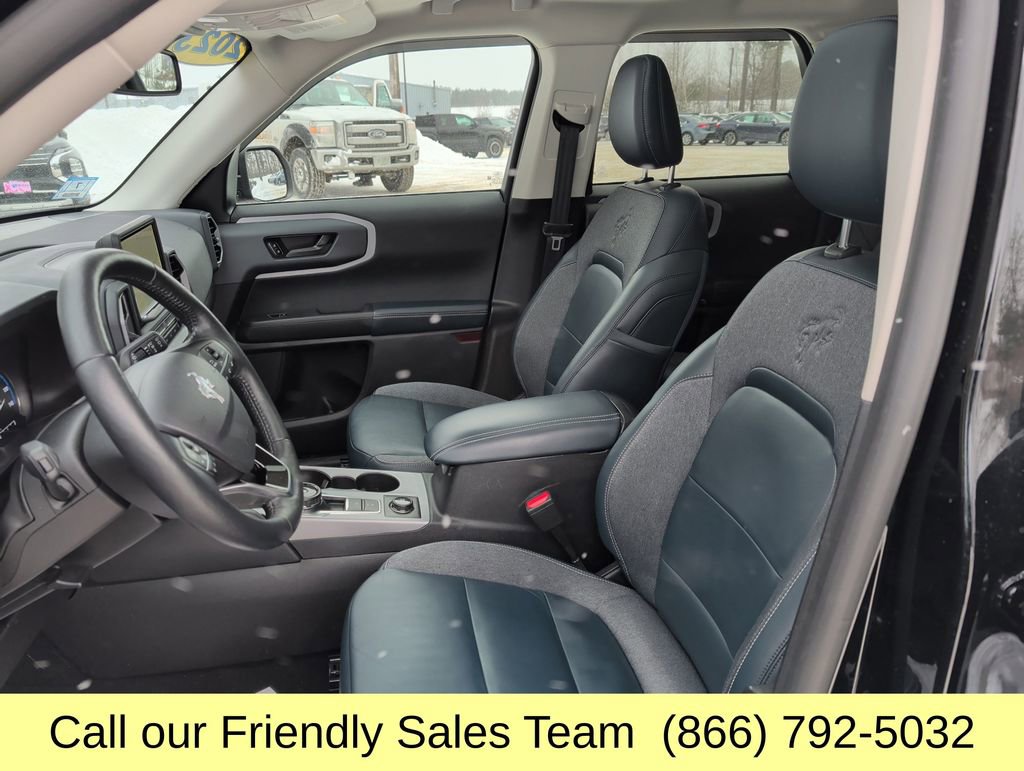 Used 2023 Ford Bronco Sport Outer Banks w/ Tech Package image 10