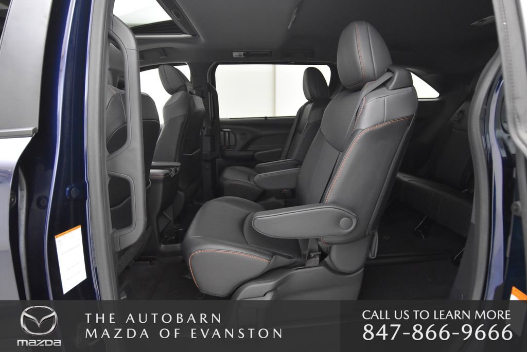 Used 2024 Toyota Sienna XSE AWD/4WD image 24