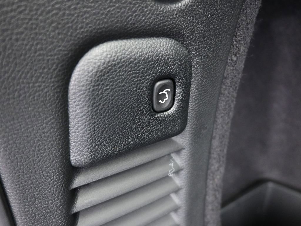 Used 2024 Dodge Durango R/T w/ Blacktop Package image 42