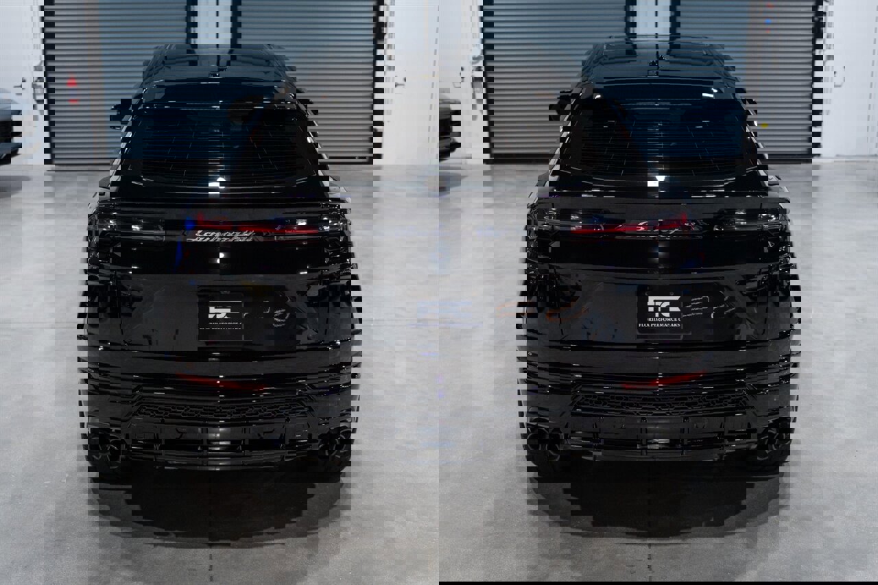 Used 2022 Lamborghini Urus image 5