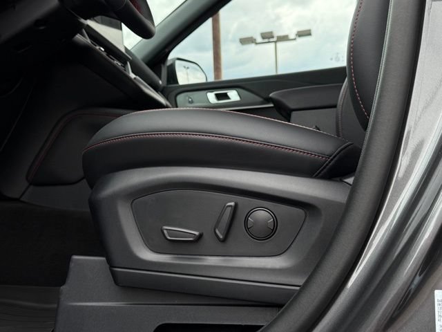 New 2026 Ford Explorer ST-Line AWD/4WD image 16