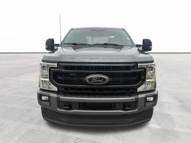 Used 2022 Ford F250 XLT w/ Black Appearance Package AWD/4WD image 8