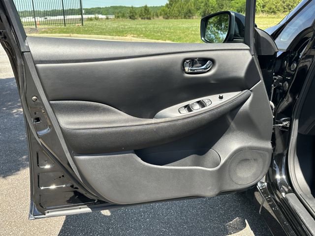 Certified 2022 Nissan Leaf S FWD image 11