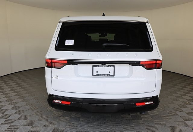 New 2025 Jeep Wagoneer L Series II image 5