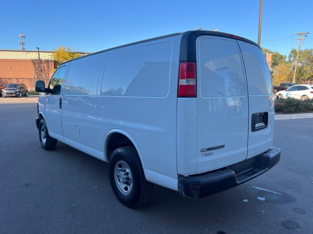 Used 2017 Chevrolet Express 2500 RWD image 7