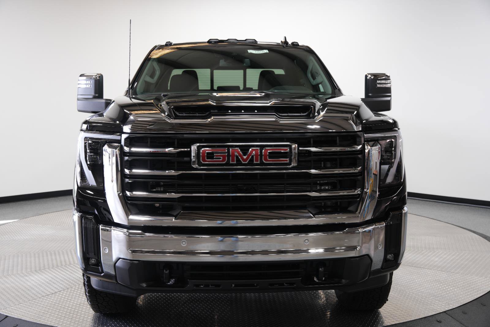 New 2025 GMC Sierra 2500 SLT w/ SLT Premium Package image 2