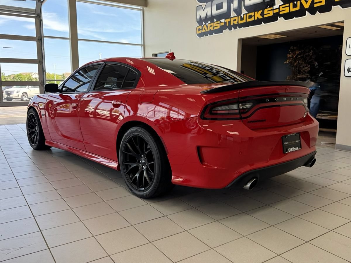 Used 2019 Dodge Charger Scat Pack w/ Dynamics Package RWD image 4