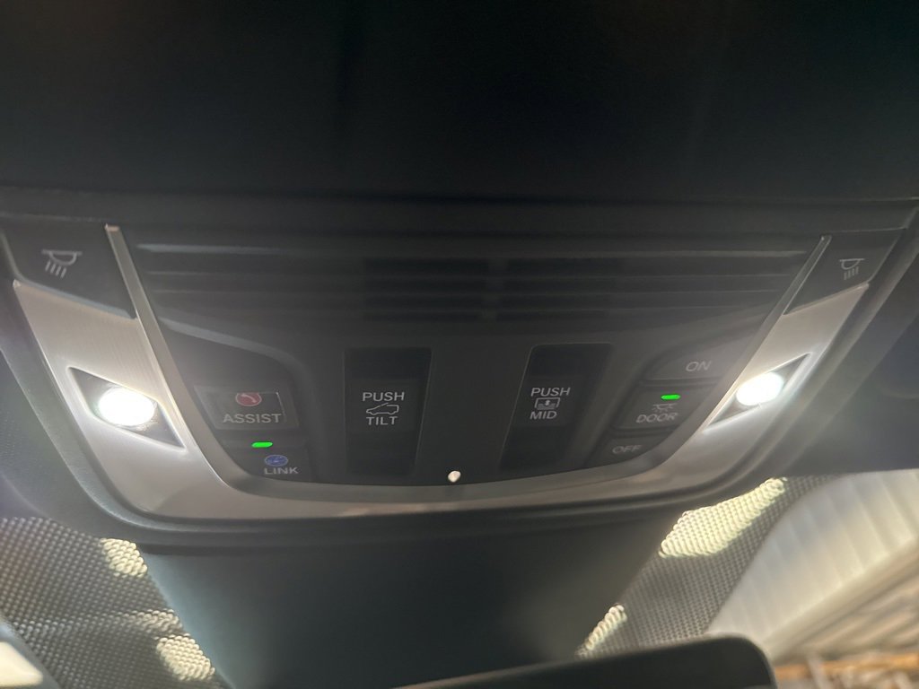 Used 2024 Acura MDX A-Spec image 22