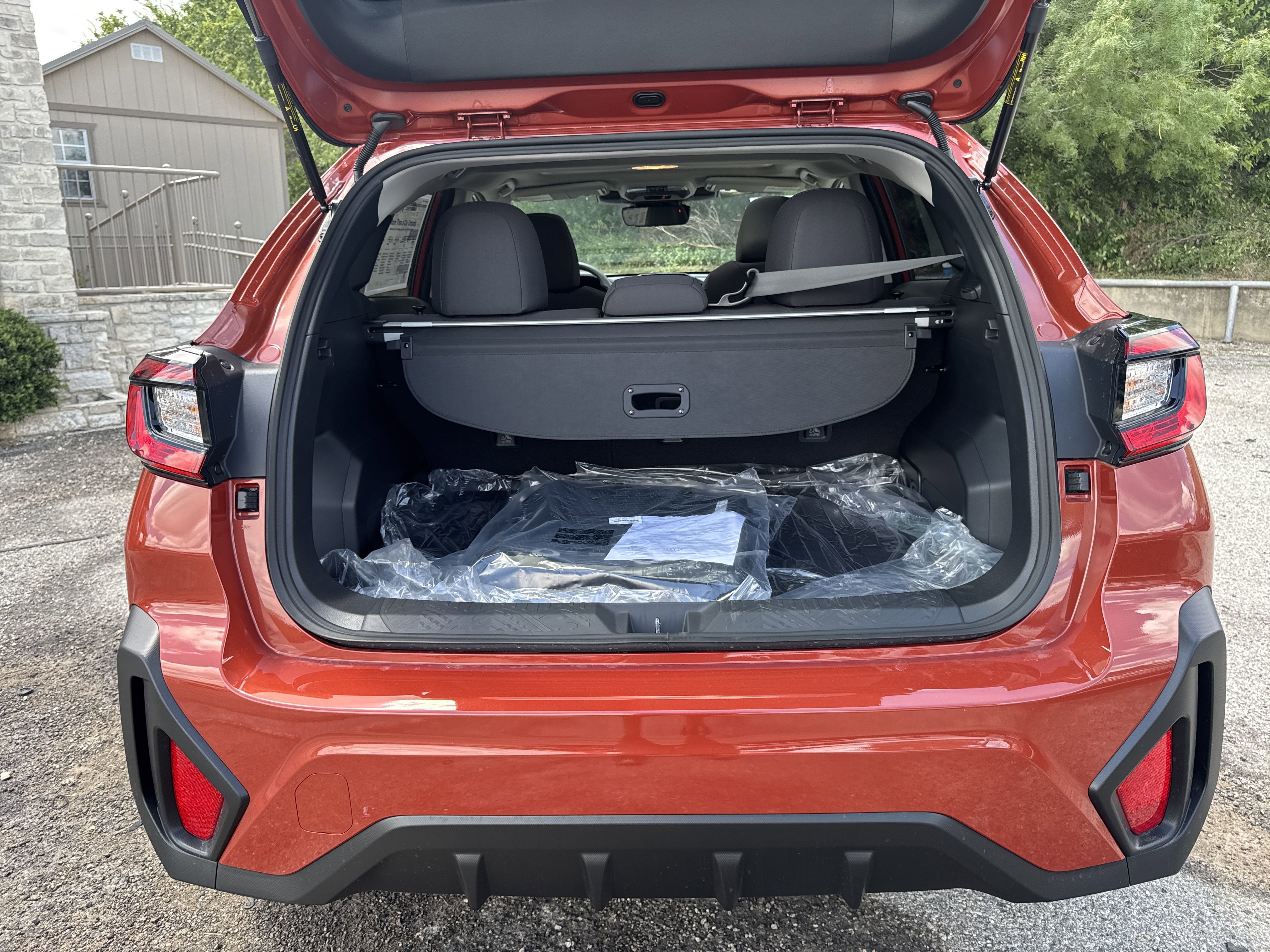 Used 2025 Subaru Crosstrek 2.0i Premium image 30