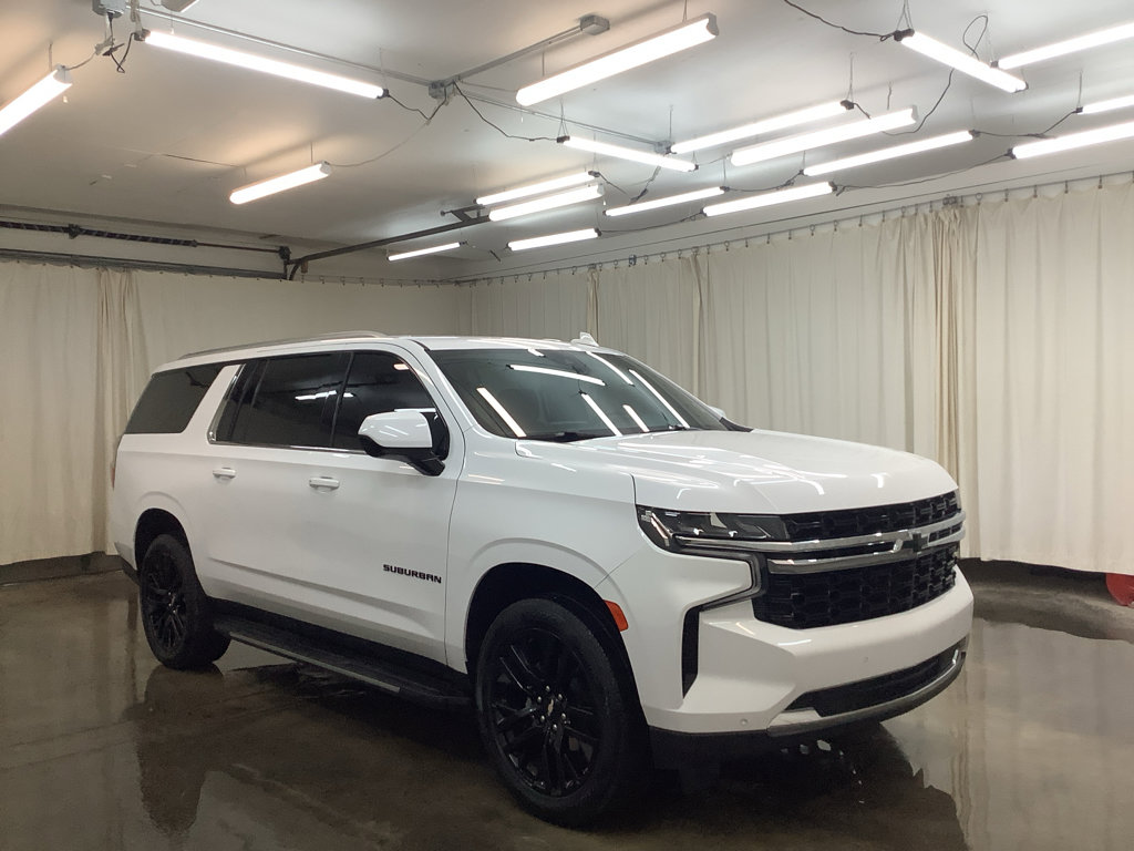 Used 2024 Chevrolet Suburban LS w/ Driver Alert Package image 4