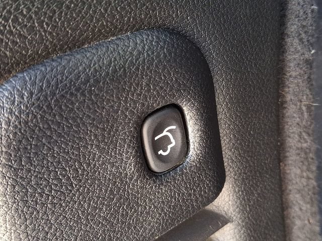 Used 2021 Dodge Durango R/T w/ Blacktop Package RWD image 29