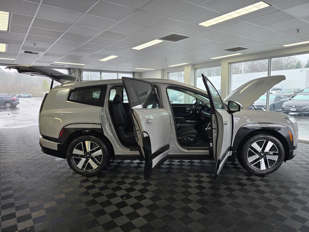 New 2026 Hyundai Ioniq 9 SEL image 16