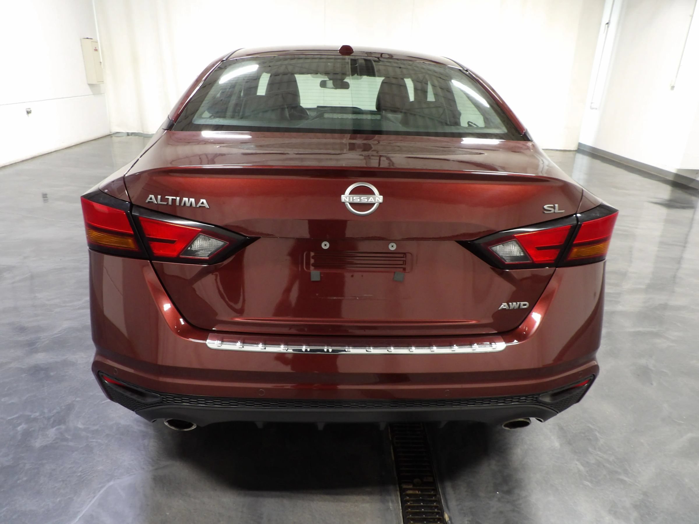 Used 2023 Nissan Altima 2.5 SL AWD/4WD image 5