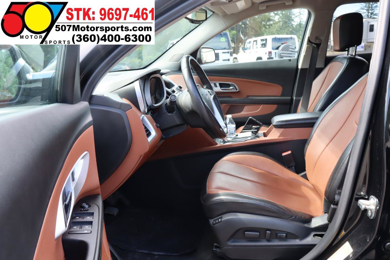 Used 2017 Chevrolet Equinox Premier w/ Enhanced Convenience Package AWD/4WD image 12