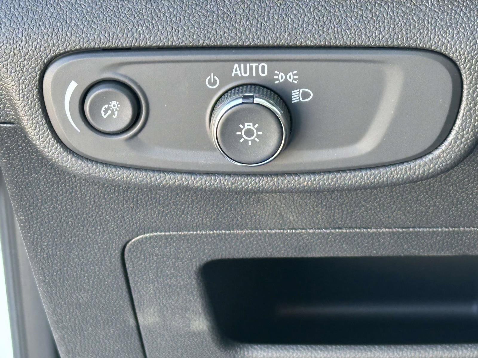 New 2026 Chevrolet TrailBlazer LT w/ Convenience Package image 18