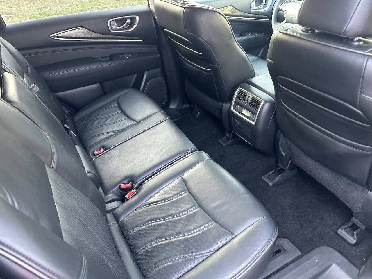 Used 2013 INFINITI JX35 AWD w/ Premium Pkg image 44