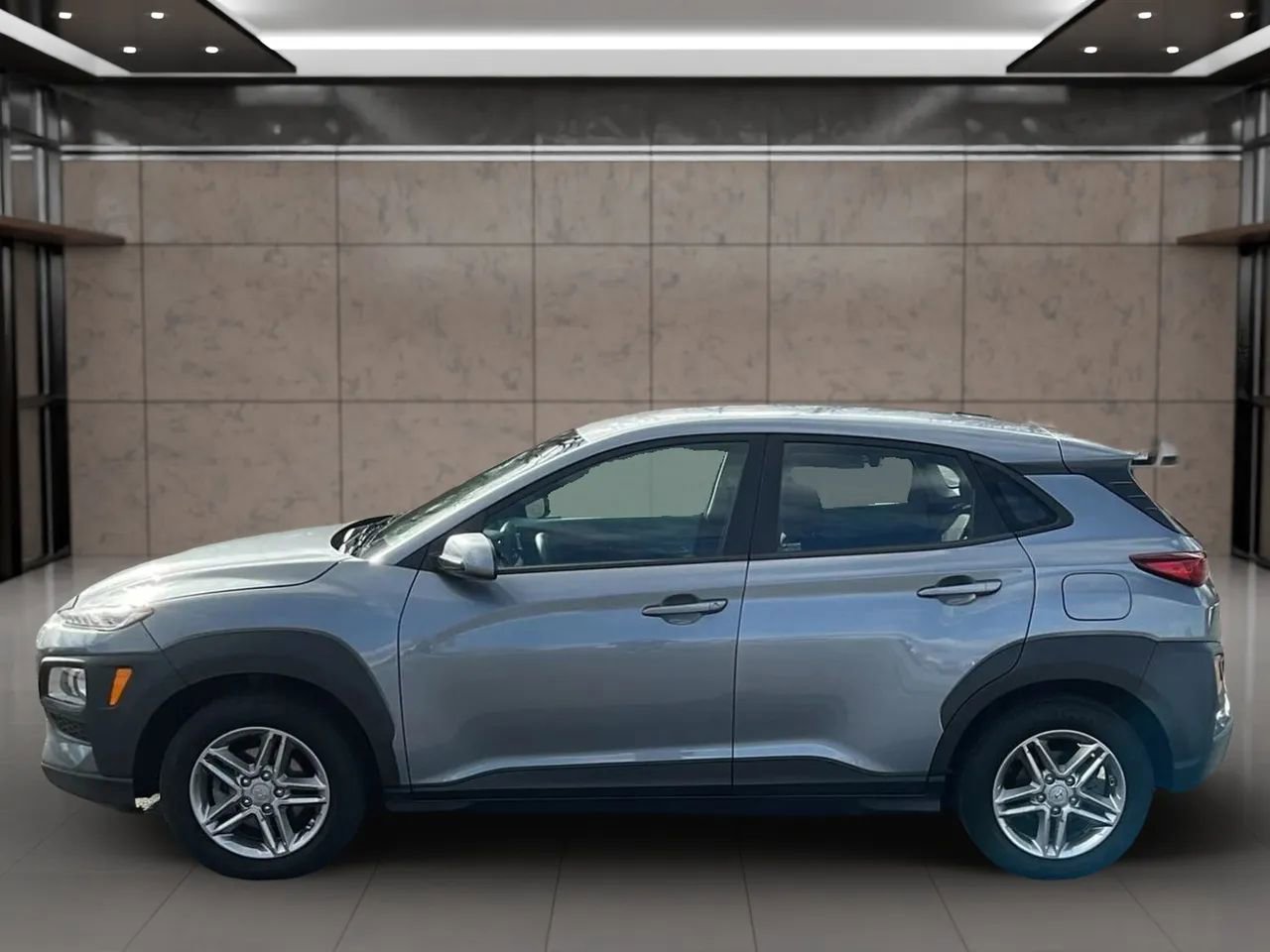 Used 2021 Hyundai Kona SE image 2