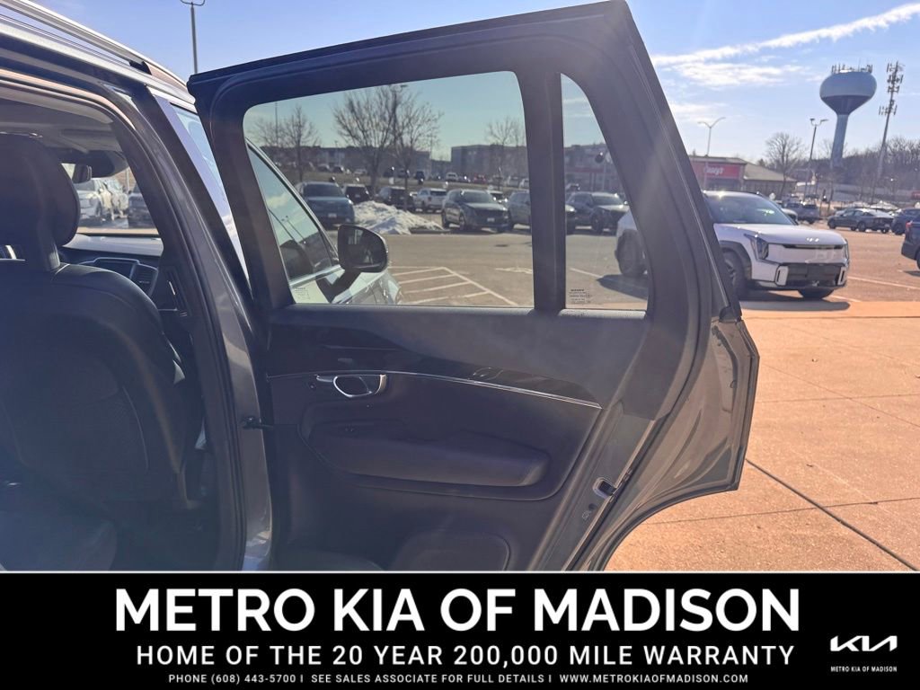 Used 2018 Volvo XC90 T5 Momentum w/ Protection Package Plus image 30