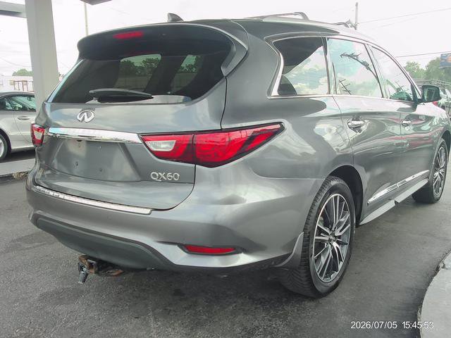 Used 2017 INFINITI QX60 Luxe w/ Deluxe Technology Package AWD/4WD image 3