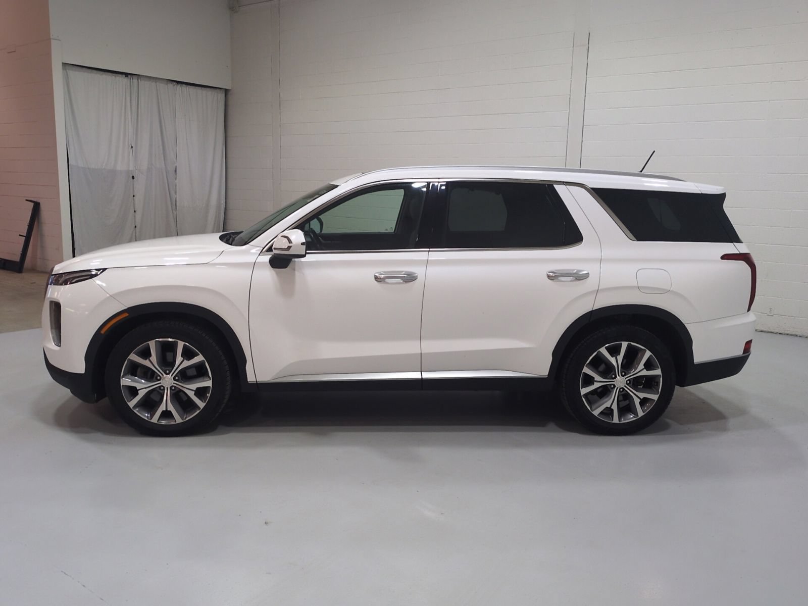 Used 2022 Hyundai Palisade SEL w/ Convenience Package AWD/4WD image 6