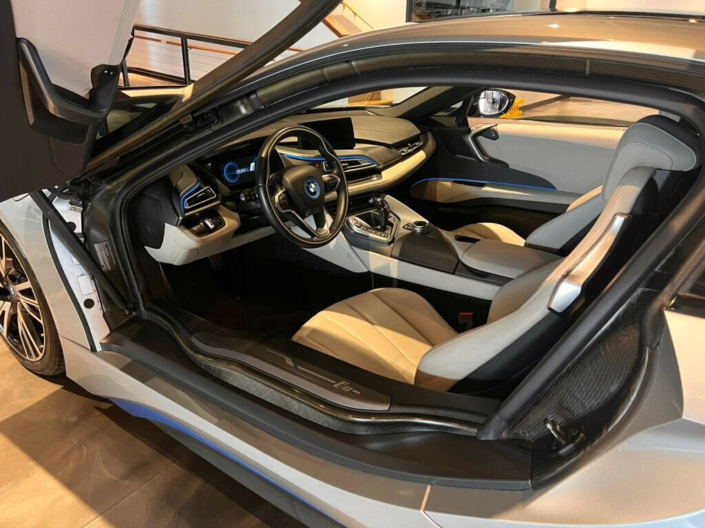 Used 2014 BMW i8 AWD/4WD image 15