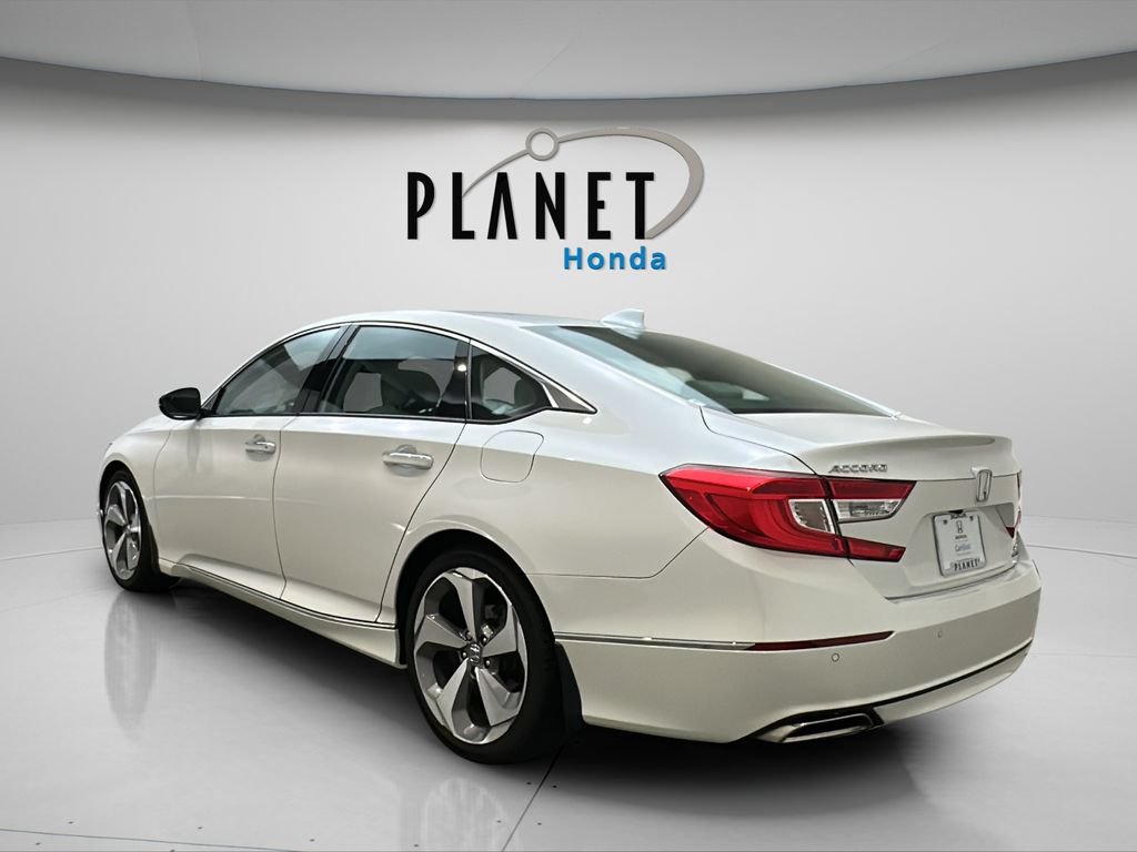 Certified 2018 Honda Accord Touring image 6
