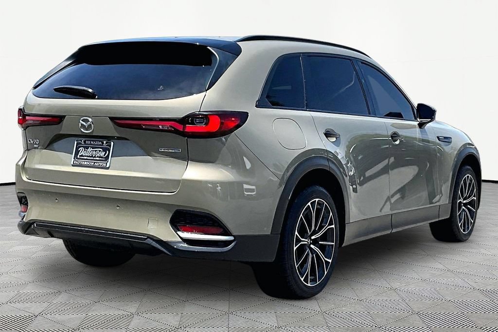 Certified 2025 MAZDA CX-70 Plug-In Hybrid w/ Premium Pkg AWD/4WD image 2