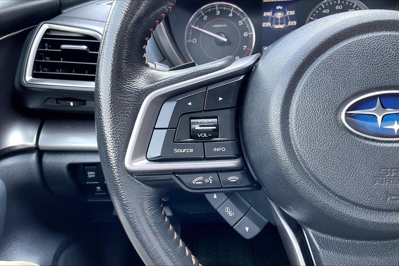 Used 2019 Subaru Crosstrek 2.0i Limited w/ Moonroof Package w/Navigation AWD/4WD image 10