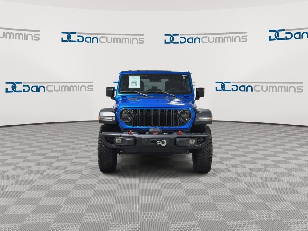 Used 2024 Jeep Wrangler Unlimited Rubicon w/ Capability Package image 3