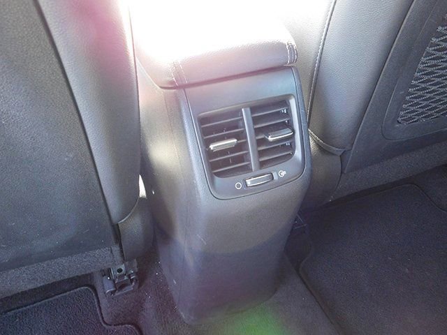 Used 2019 Kia Niro S Touring image 12