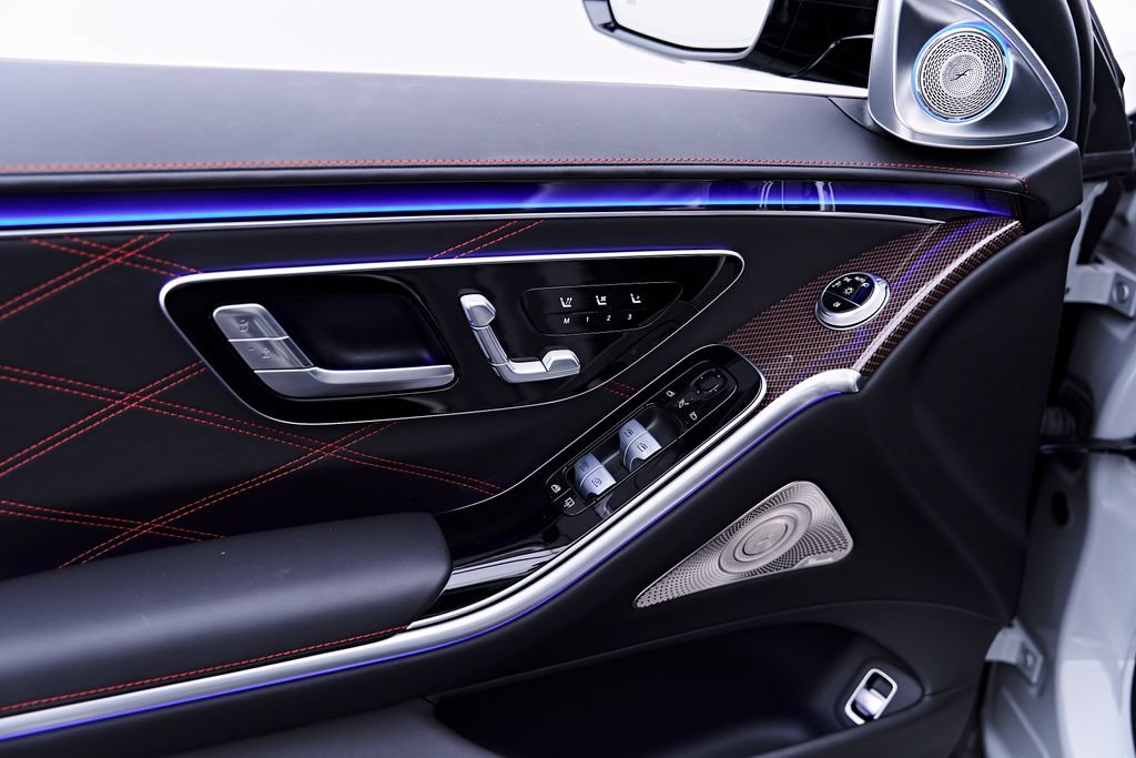 Used 2024 Mercedes-Benz S 63 AMG S w/ Rear Seat Package image 48
