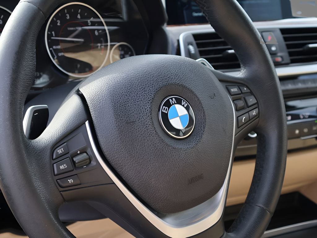Used 2017 BMW 330i xDrive Sedan image 40