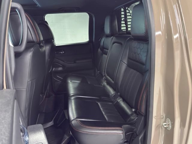 Used 2023 Nissan Frontier PRO-4X w/ Pro-4X Premium Package AWD/4WD image 11