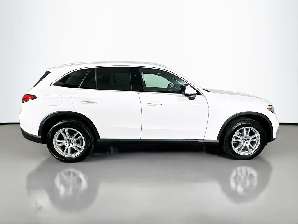 Used 2023 Mercedes-Benz GLC 300 4MATIC image 8