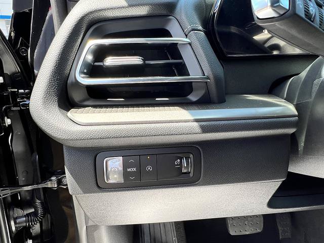 New 2026 Chevrolet Traverse LT w/ LPO, Floor Liner Package FWD image 12