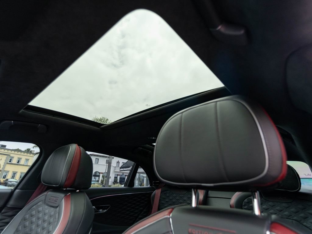 Used 2024 Bentley Flying Spur W12 AWD/4WD image 31
