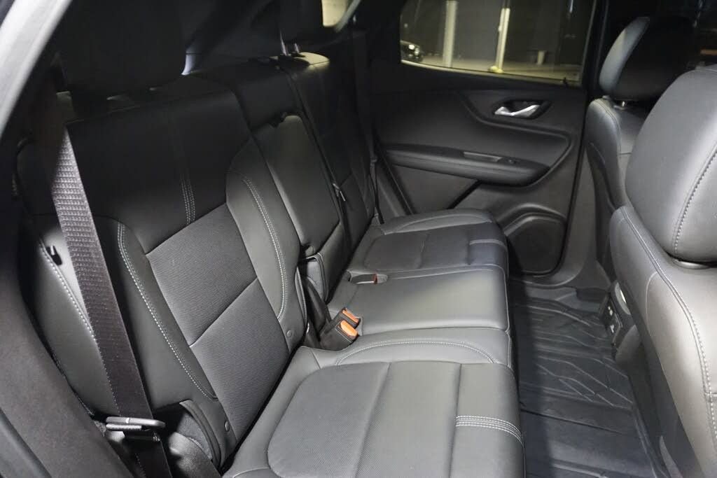 Used 2019 Chevrolet Blazer LT w/ Sound & Technology Package AWD/4WD image 19