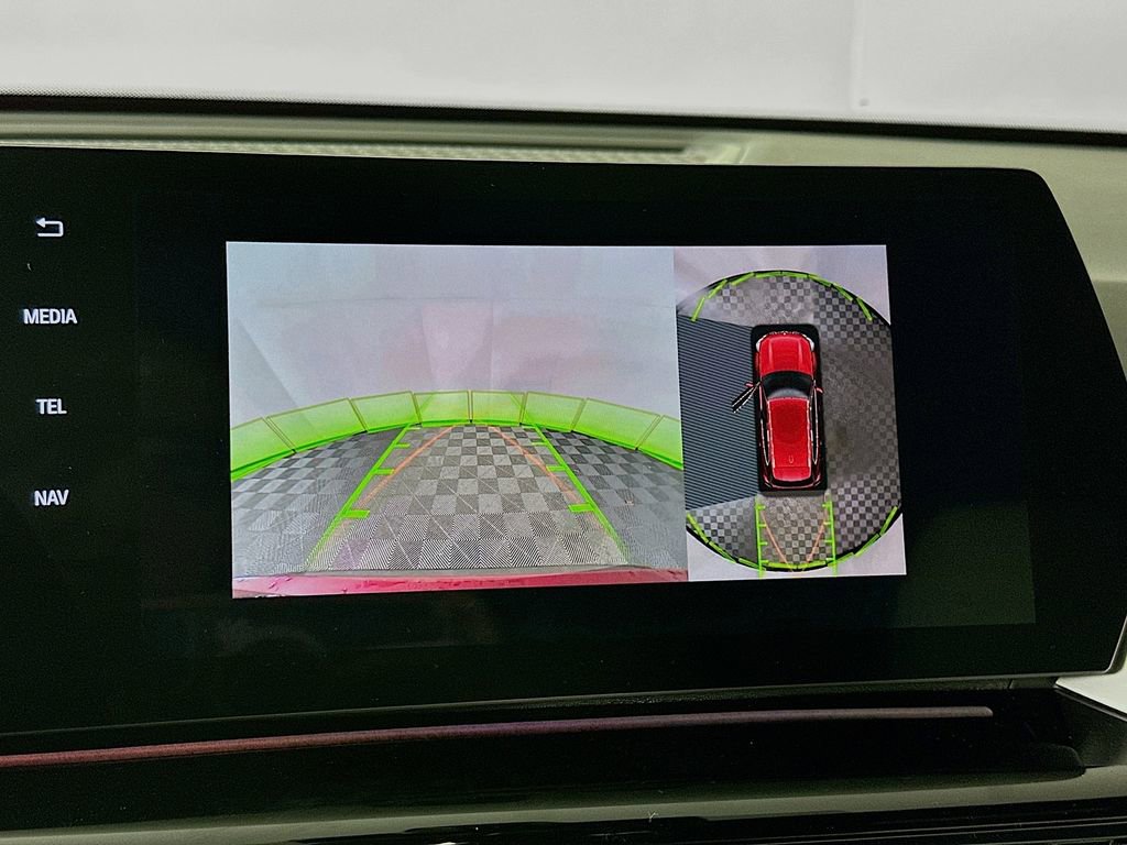 New 2026 BMW X1 xDrive28i w/ Technology Package image 18