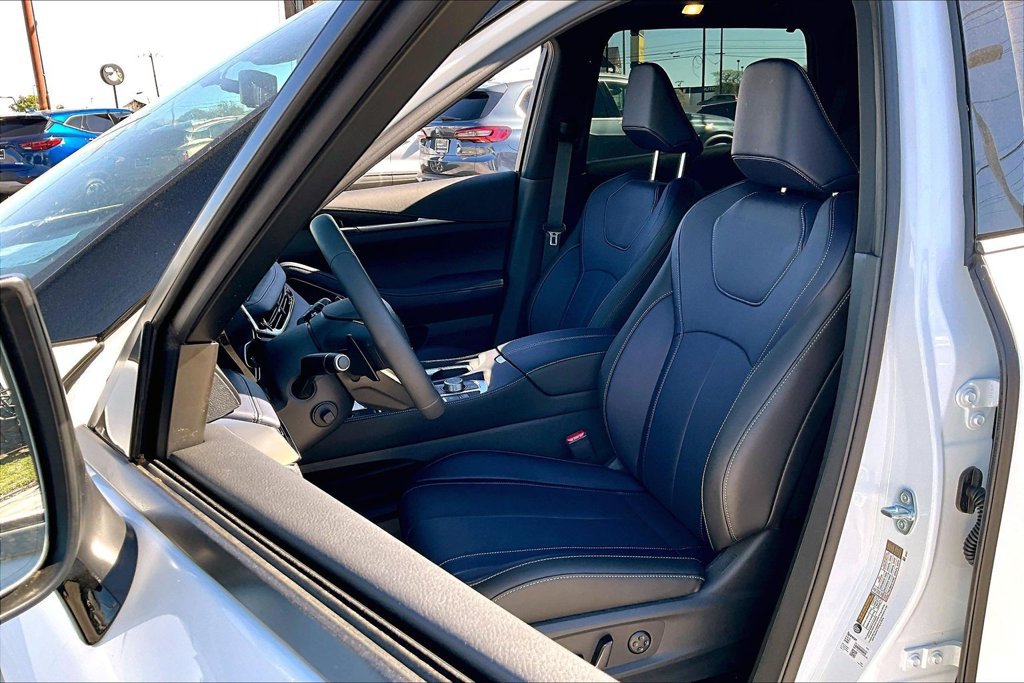 Used 2026 INFINITI QX60 Luxe AWD/4WD image 9