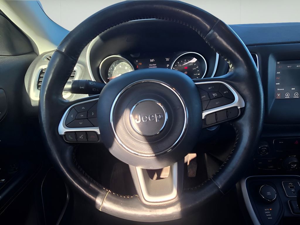 Used 2018 Jeep Compass Latitude w/ Popular Equipment Group image 28