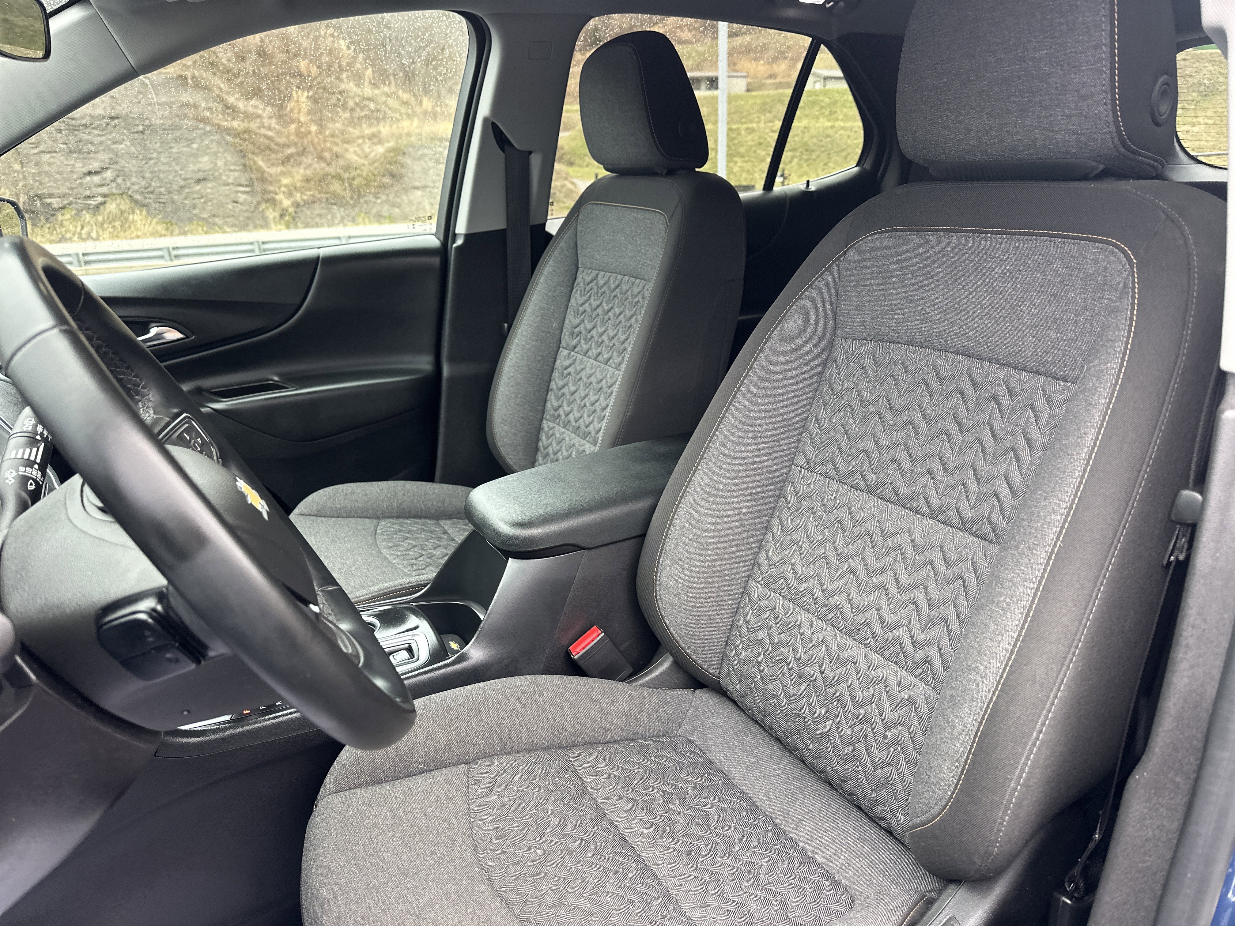 Used 2024 Chevrolet Equinox LT image 31