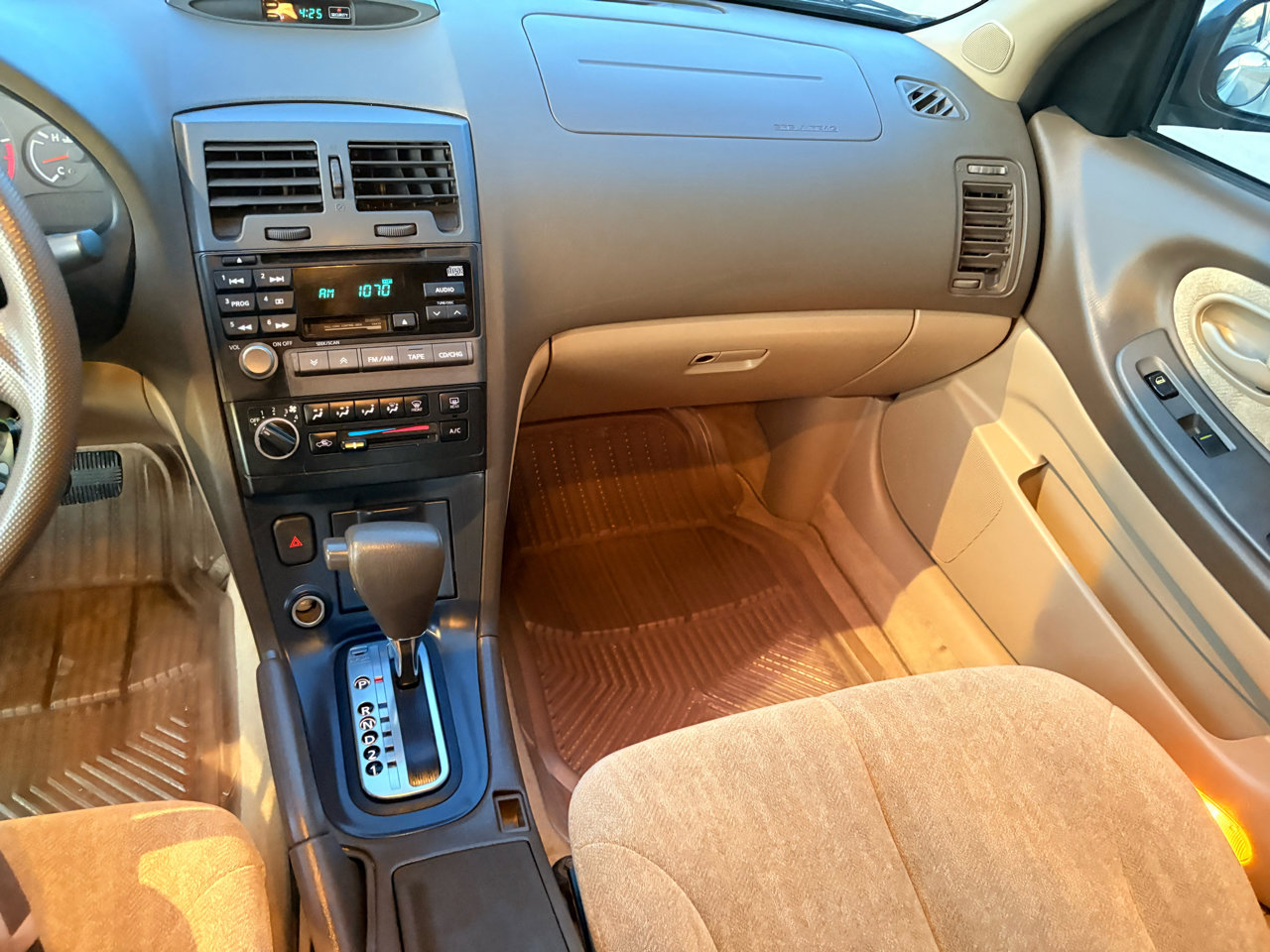 Used 2000 Nissan Maxima GXE image 32