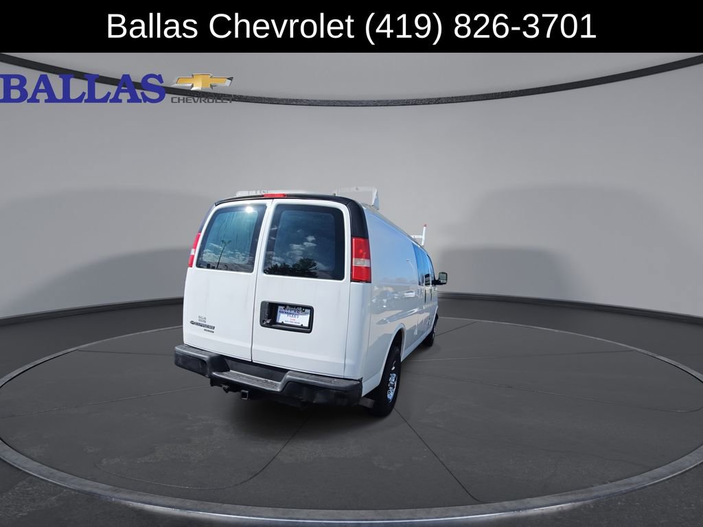 Certified 2015 Chevrolet Express 3500 Extended RWD image 8