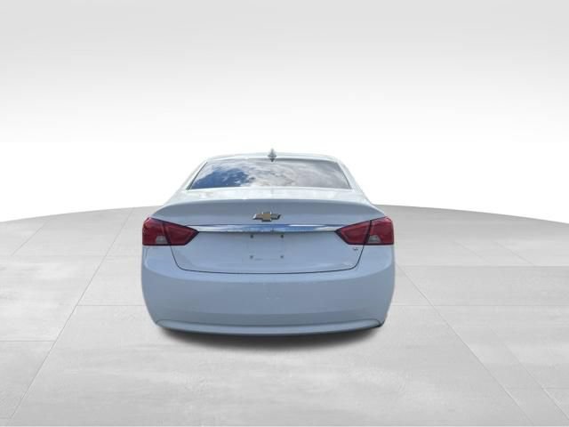 Used 2017 Chevrolet Impala LT FWD image 4